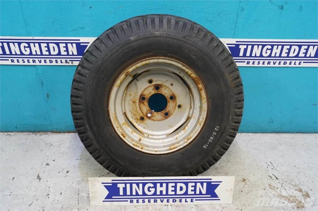  18 12.5/80-18 Dekk, hjul og felger