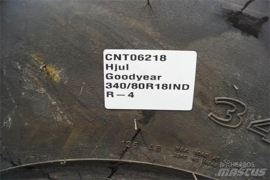  18 340/80R18 Dekk, hjul og felger