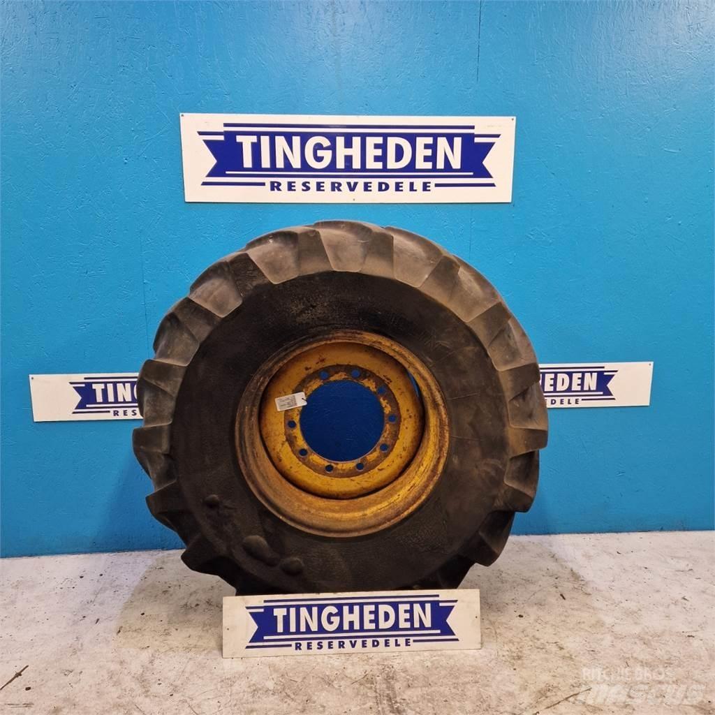  24 19.5 LR 24 Dekk, hjul og felger