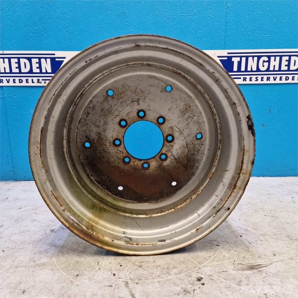  24 24xW15L Dekk, hjul og felger