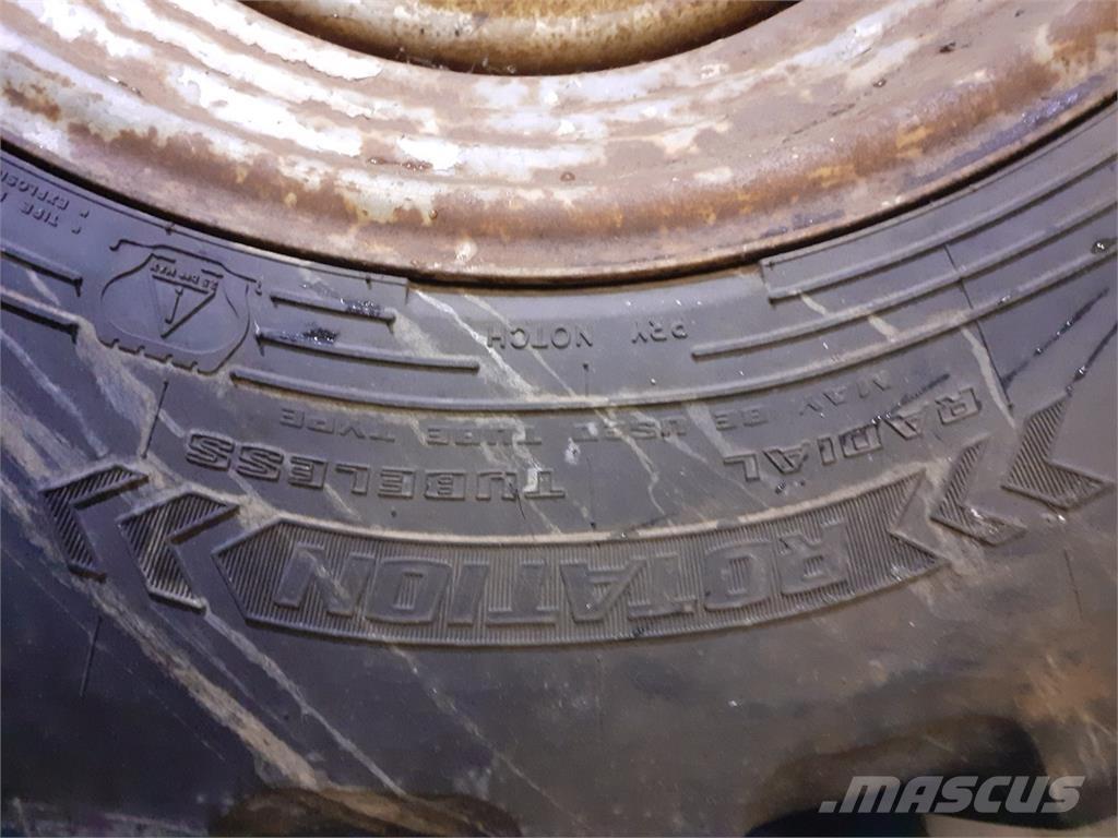  24 460/70R24 Dekk, hjul og felger