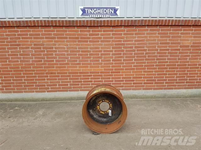  24 W15X24 Dekk, hjul og felger
