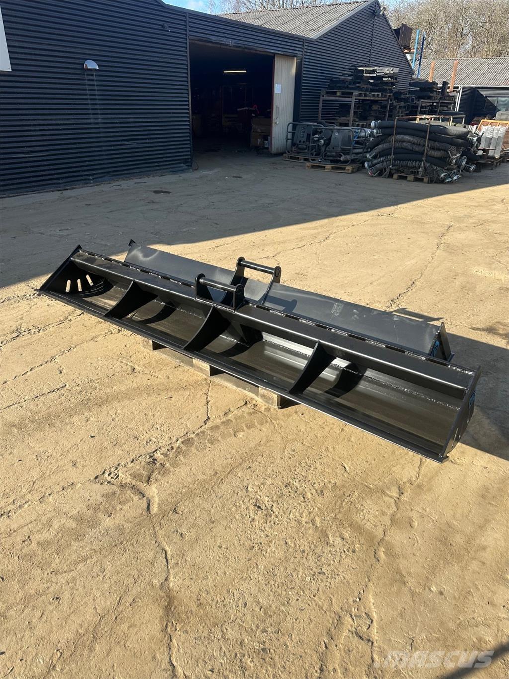  2500 - 3000mm Skuffer