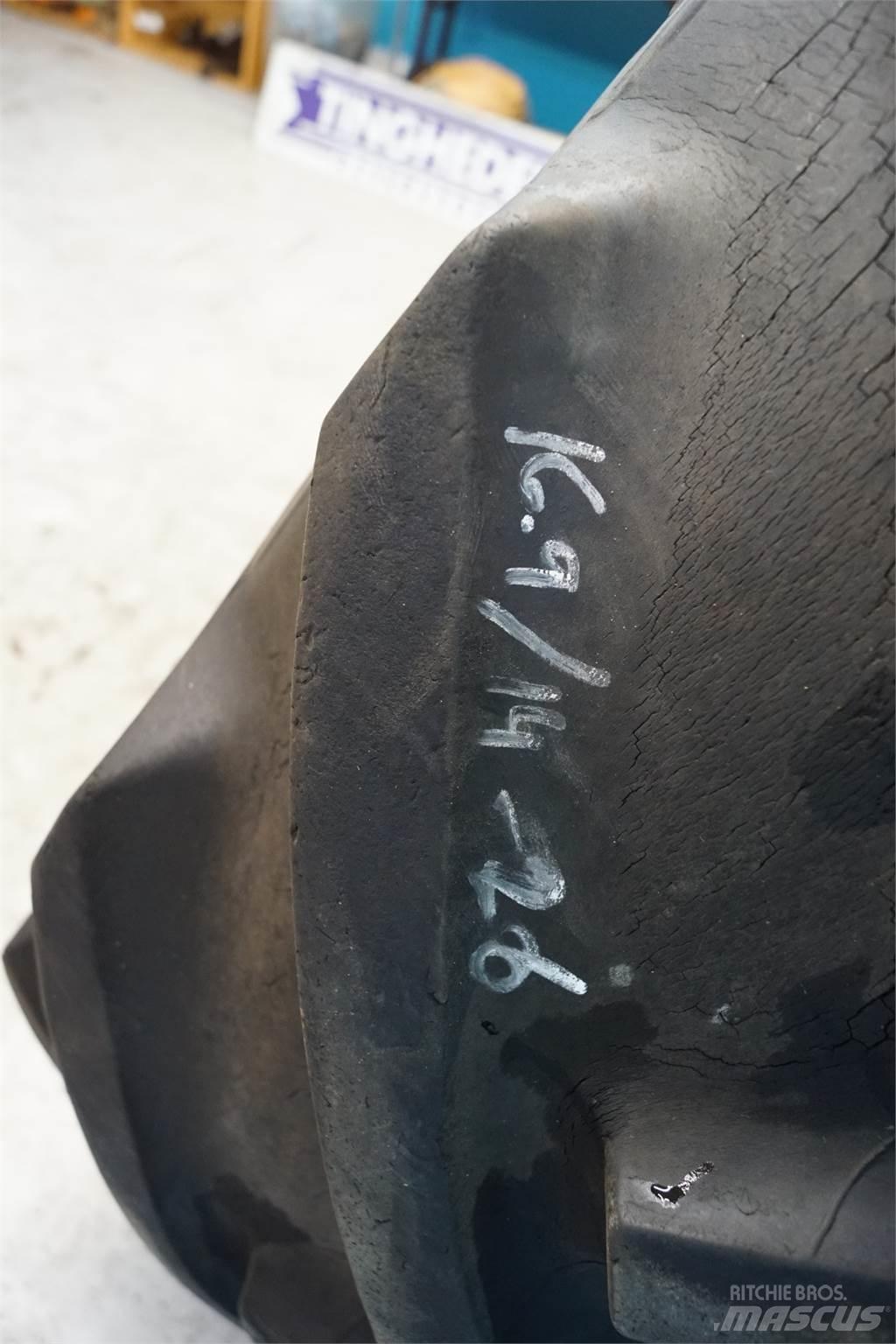  26 16.9/14-26 Dekk, hjul og felger
