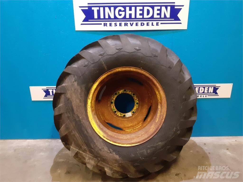  26 18.4/15-26 Dekk, hjul og felger