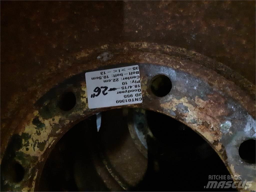 26 18.4/15-26 Dekk, hjul og felger