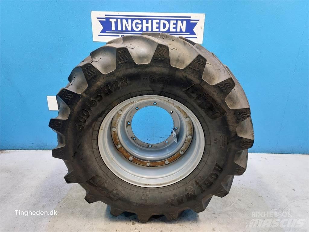  28 600/65R28 Dekk, hjul og felger