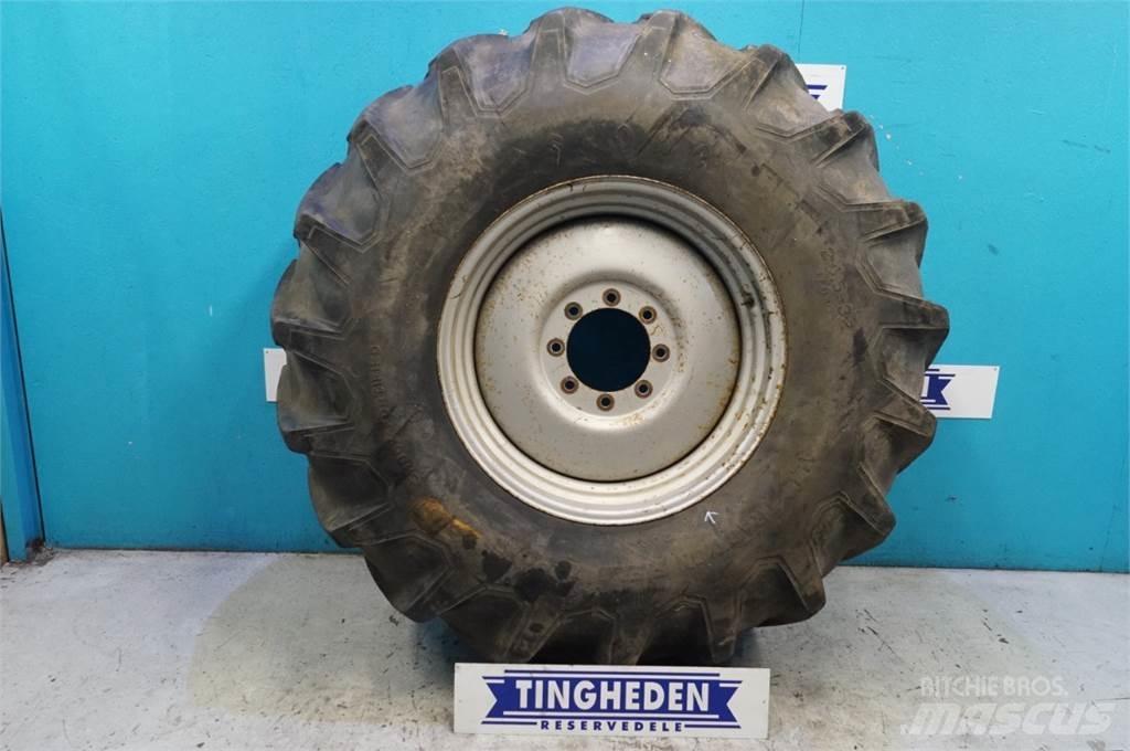  32 24.5-32 Dekk, hjul og felger