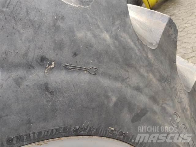  32 800/65R32 Dekk, hjul og felger