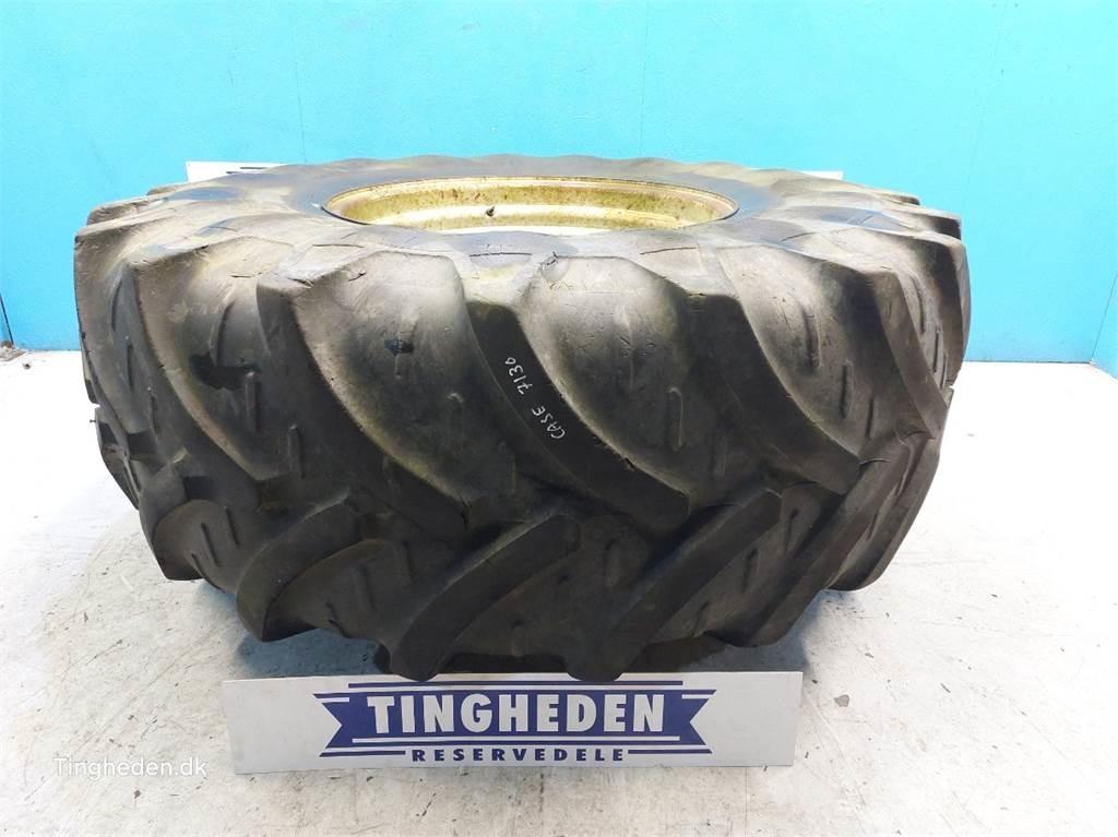  345 710/75 R34 Dekk, hjul og felger