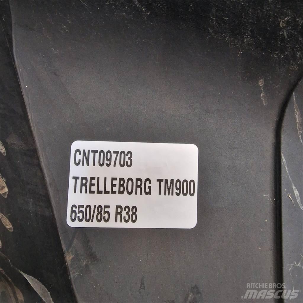  38 650/85R38 Dekk, hjul og felger