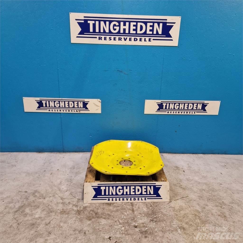  38 W18LX38 Dekk, hjul og felger