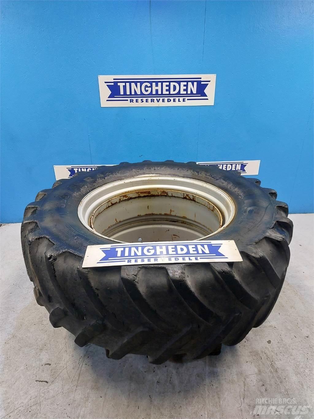  42 650/65 R42 Dekk, hjul og felger