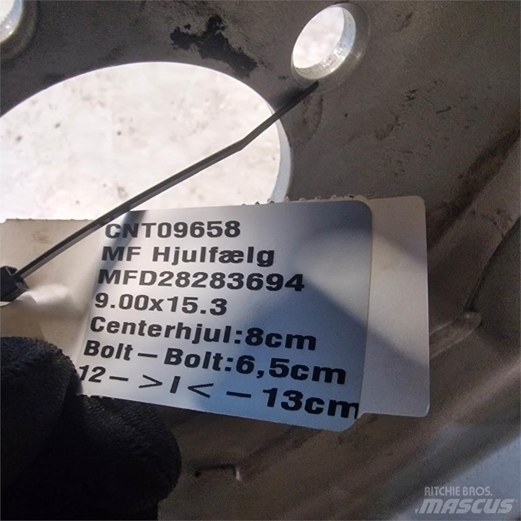  9 9.00x15.3 Dekk, hjul og felger