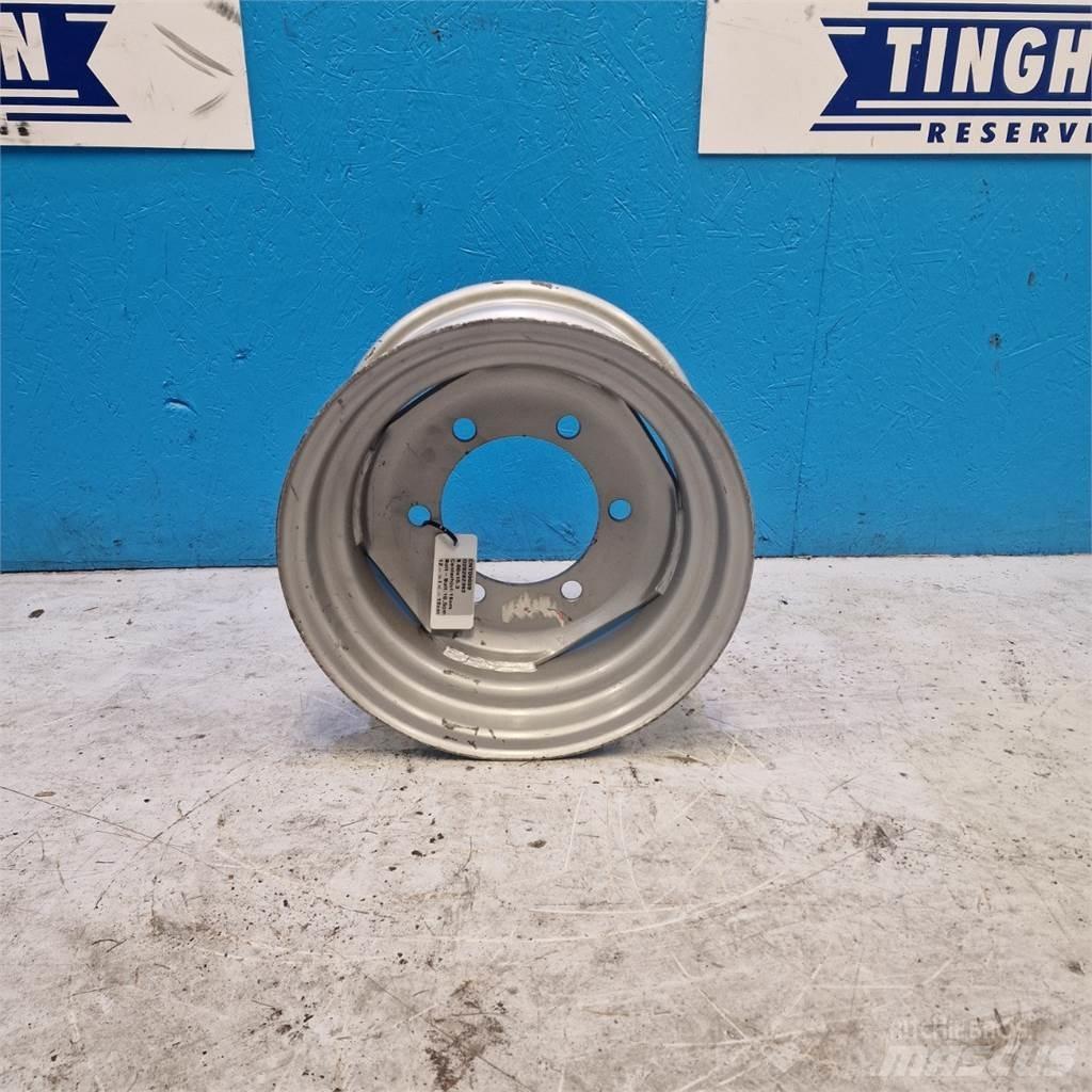  9 9.00x15.3 Dekk, hjul og felger