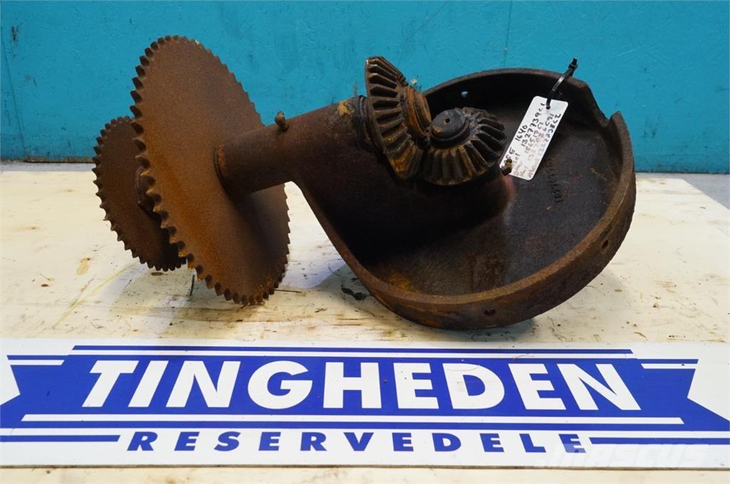 CASE 1640 Skurtresker tilbehør