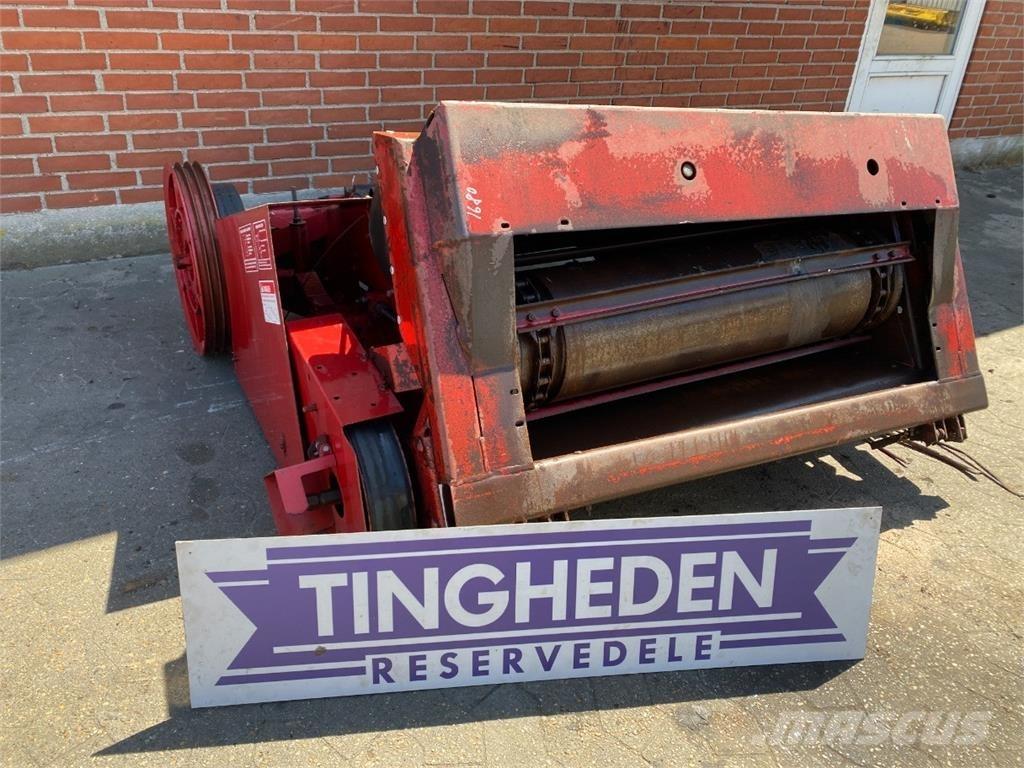 CASE 1680 Skurtresker tilbehør