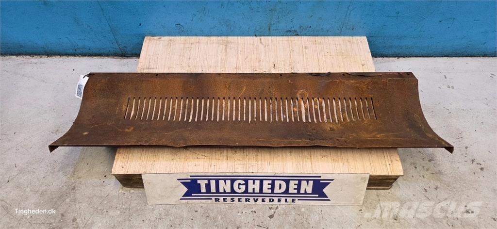 CASE 1680 Skurtresker tilbehør