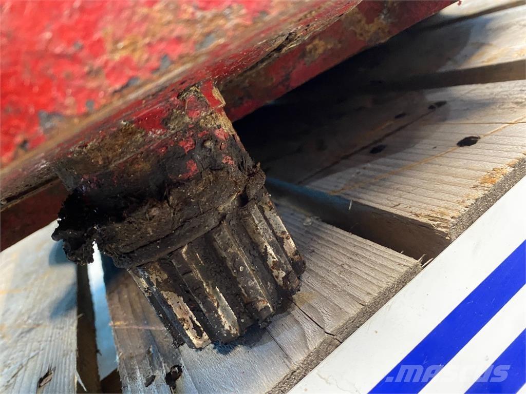 CASE 2388 Skurtresker tilbehør