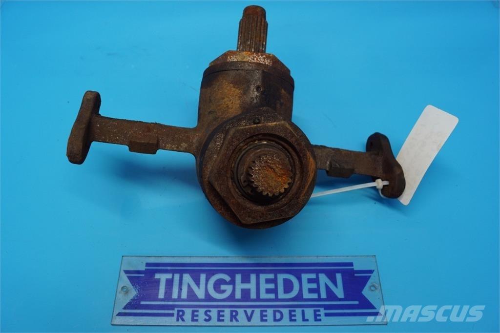 CASE 2388 Skurtresker tilbehør