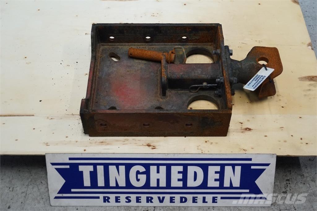 CASE 2388 Skurtresker tilbehør