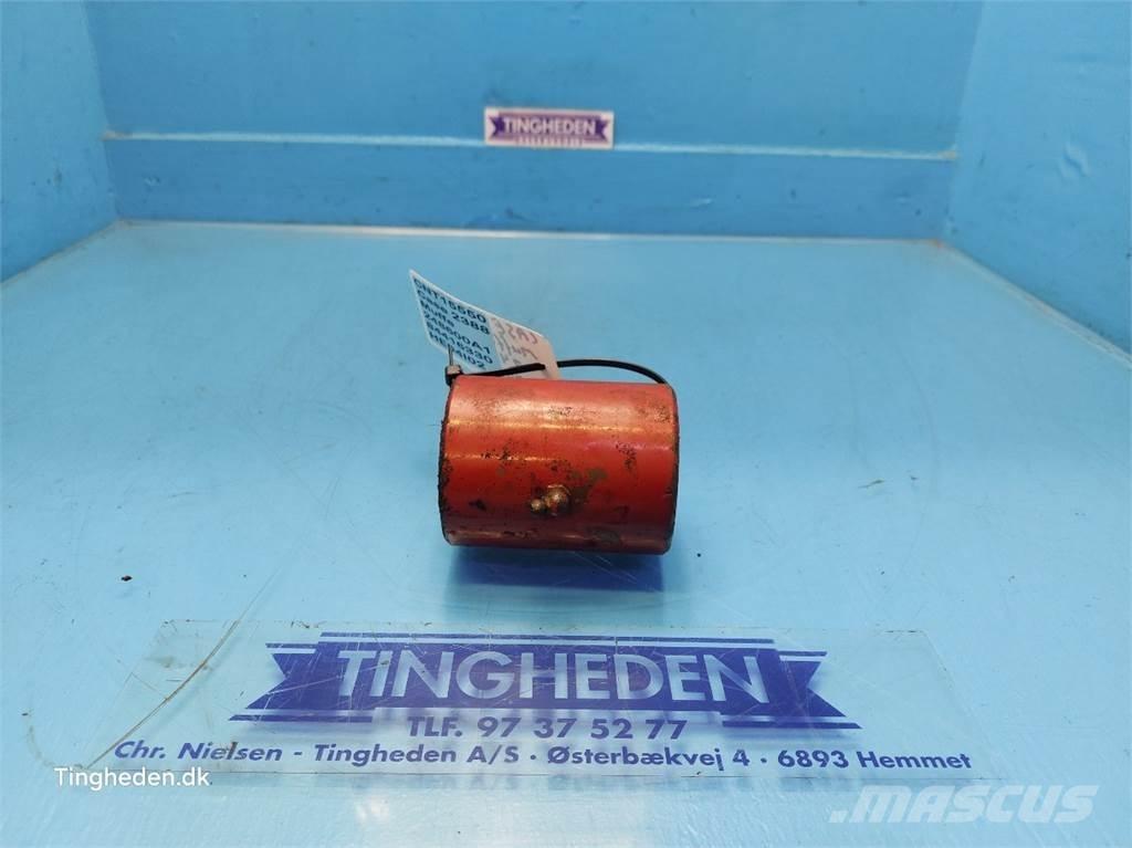 CASE 2388 Skurtresker tilbehør