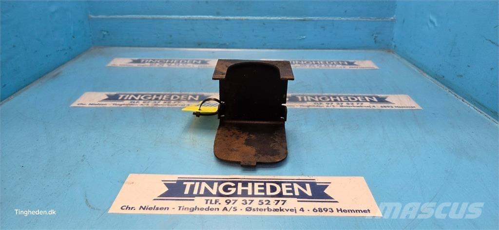 CASE 2388 Skurtresker tilbehør