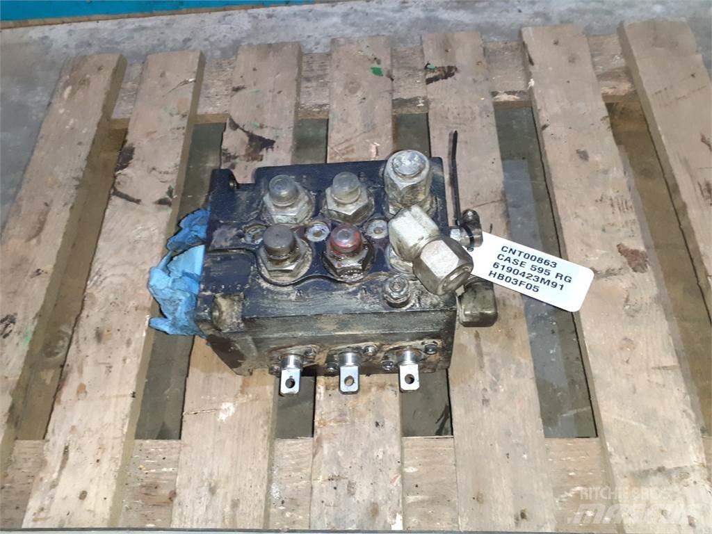CASE 595 Hydraulikk