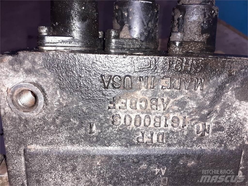 CASE 595 Hydraulikk