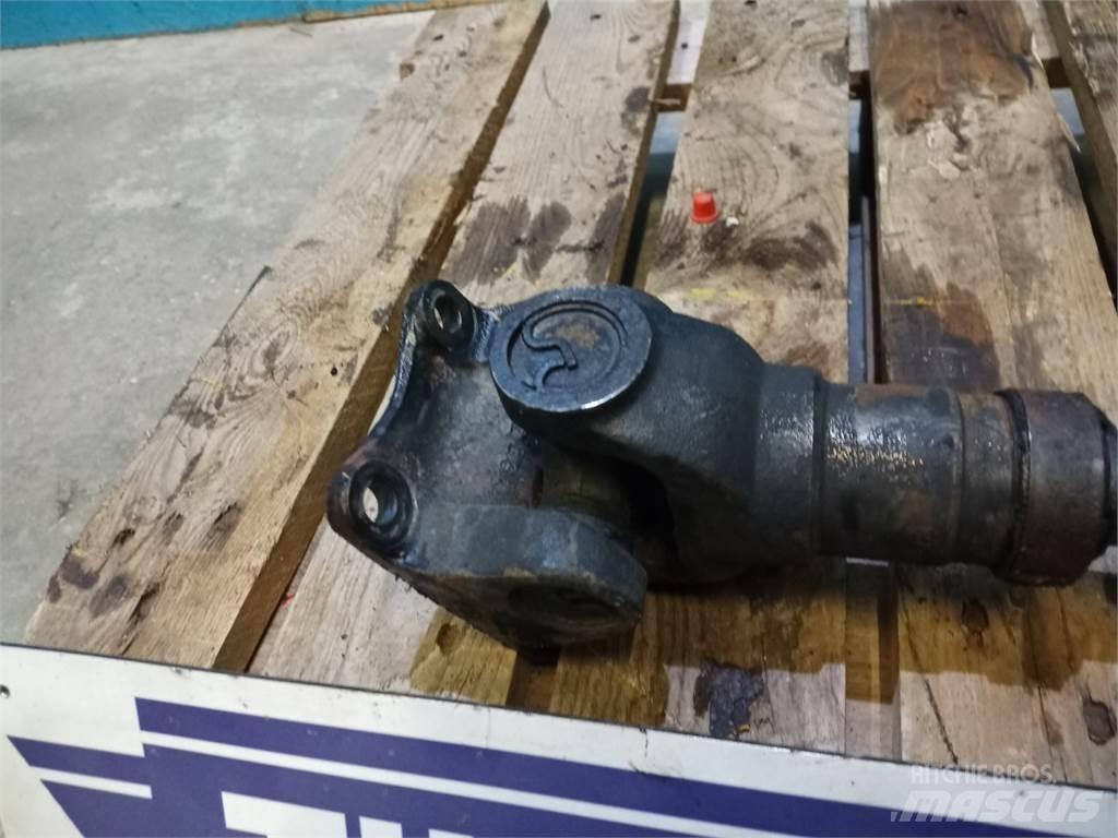 CASE 595 Aksler