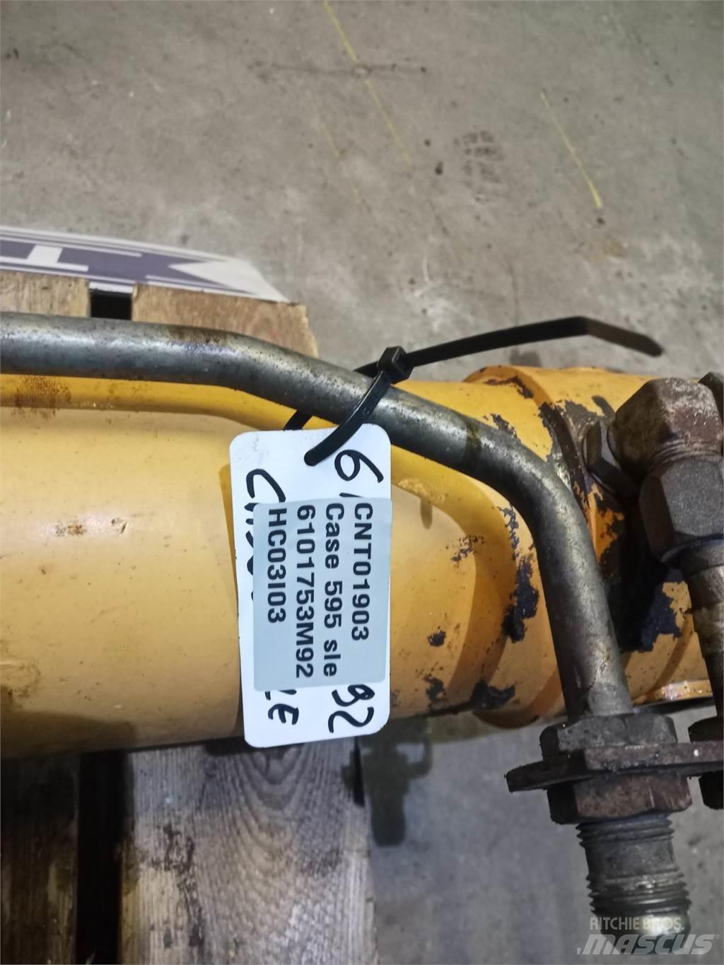 CASE 595 Bommer og stikker