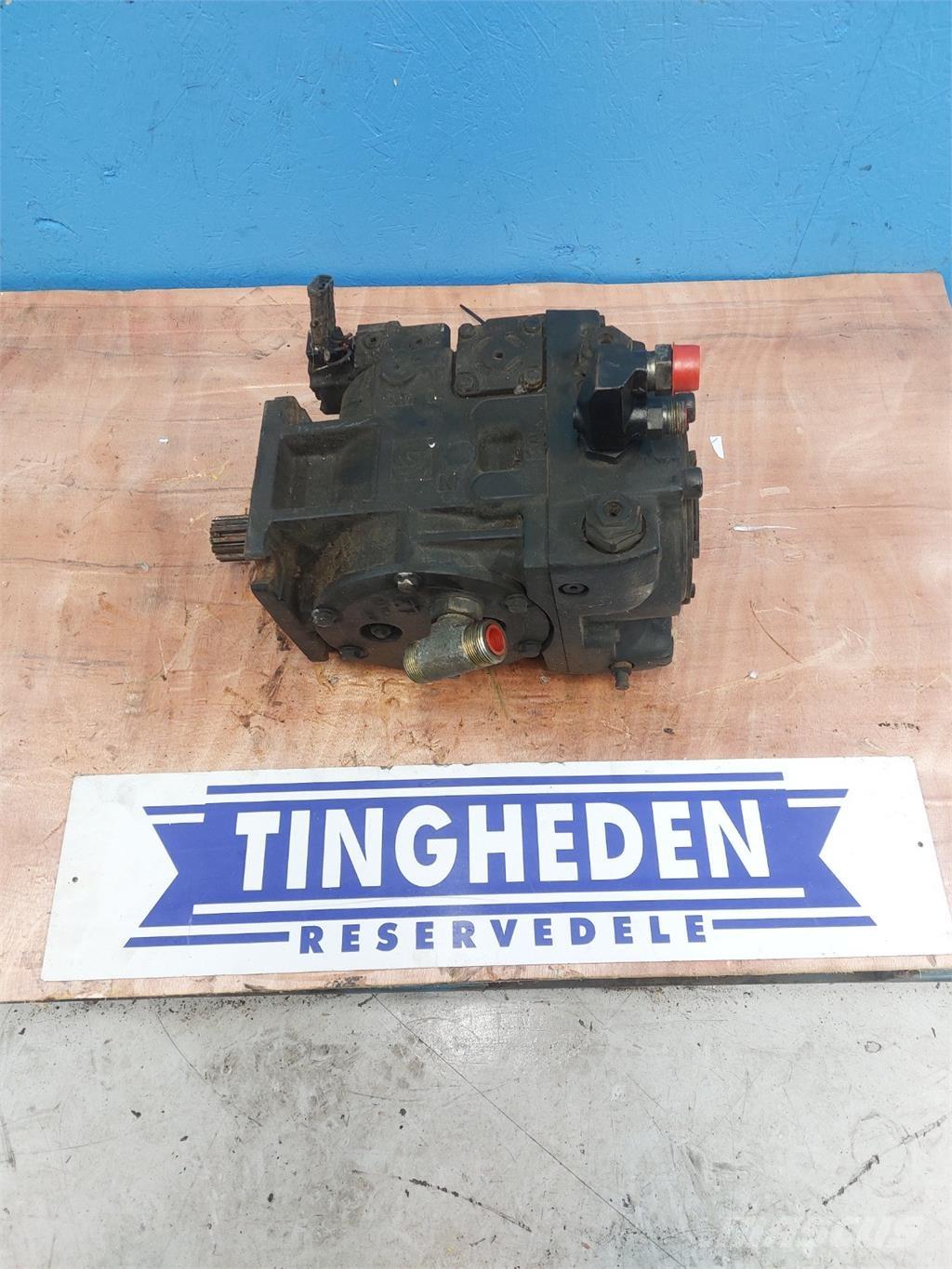 CASE 7010 Hydraulikk