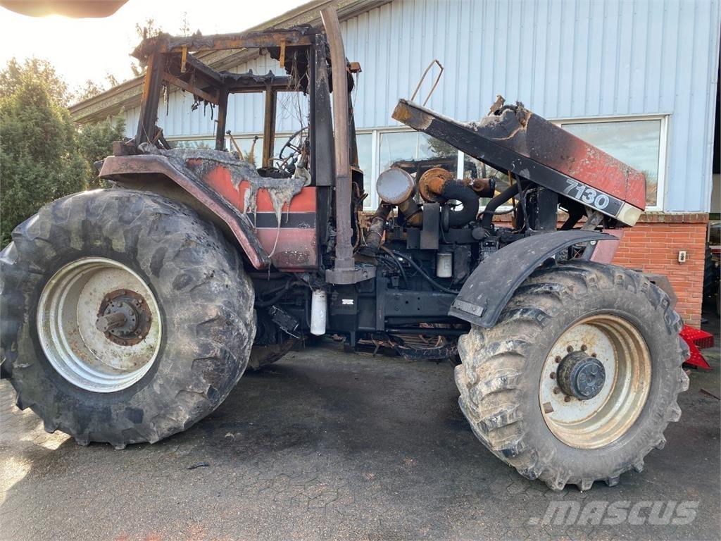 CASE 7130 Traktorer