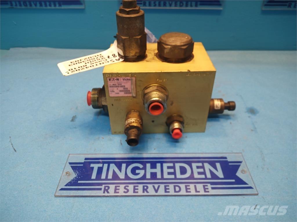 CASE 8010 Hydraulikk