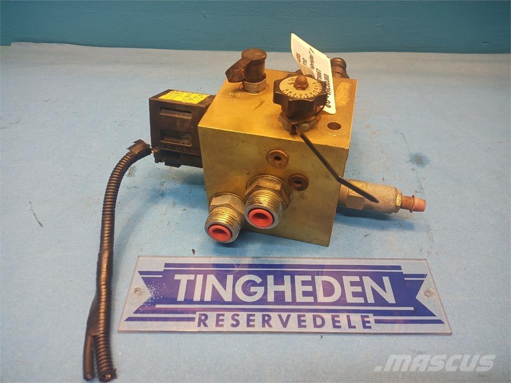 CASE 8010 Hydraulikk