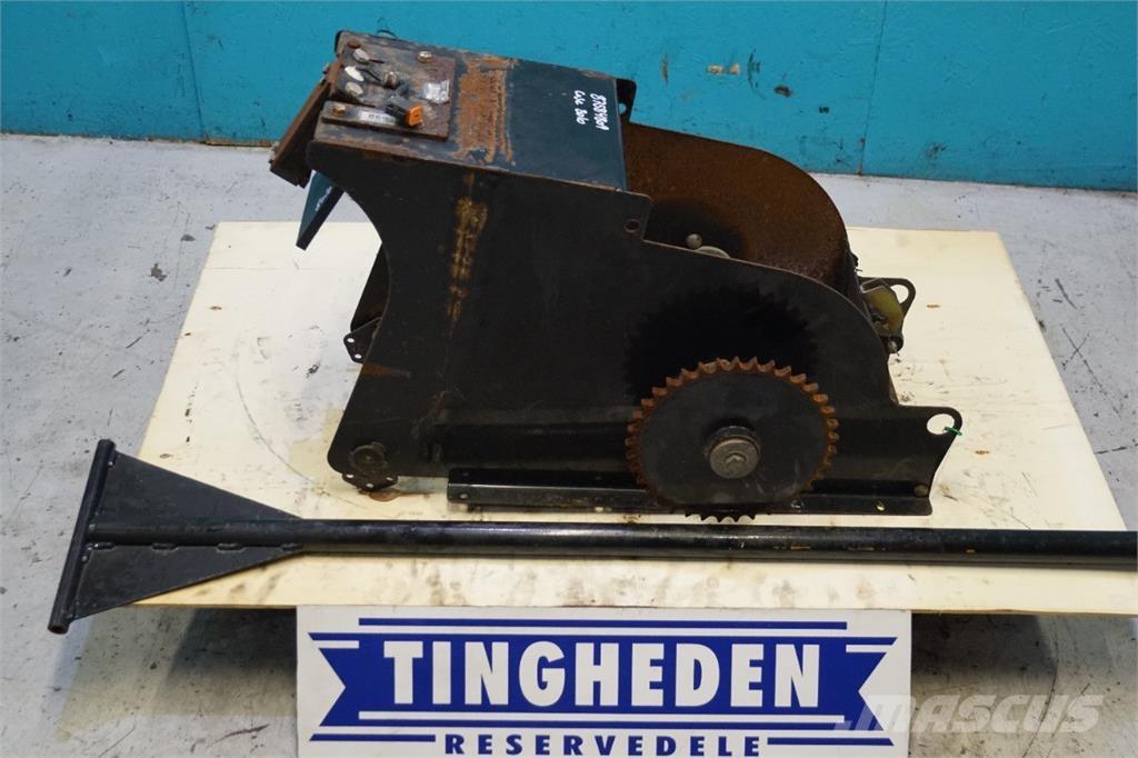 CASE 8010 Skurtresker tilbehør