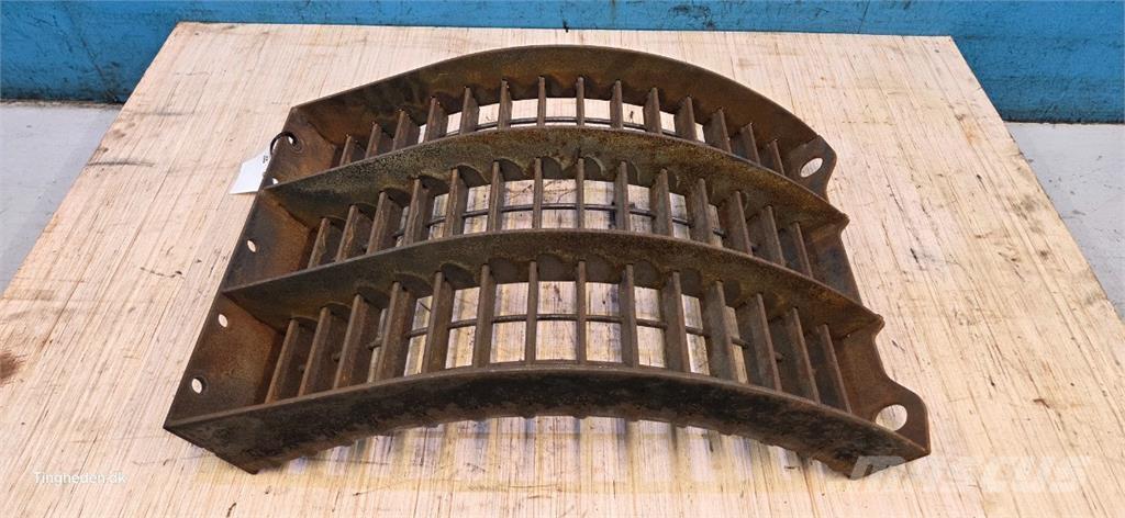 CASE 8010 Skurtresker tilbehør