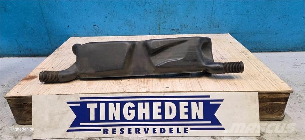 CASE 844XL Førerhus og Interiør