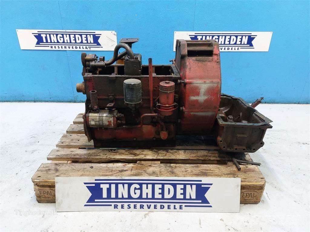 CASE D268 Motorer