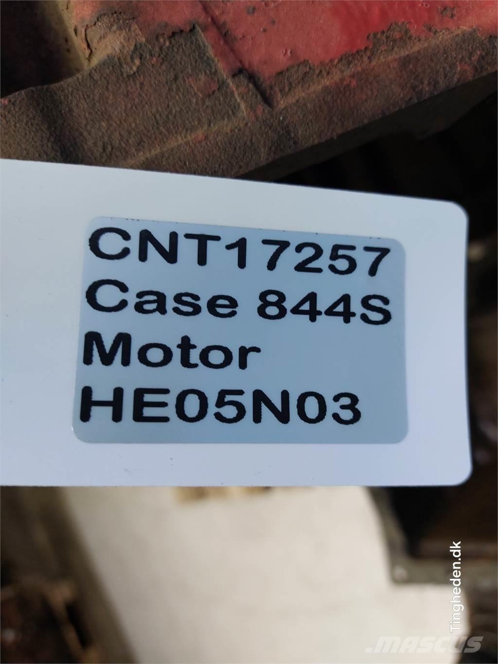 CASE D268 Motorer