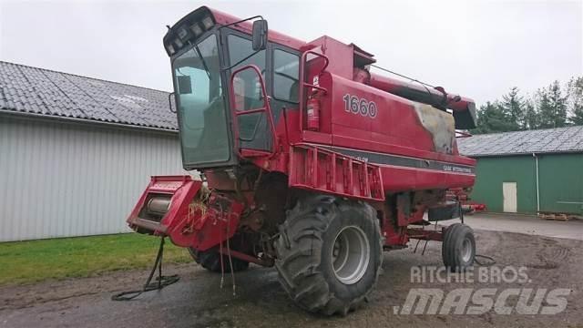 Case IH 1660 Skurtreskere