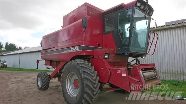 Case IH 1680 Skurtreskere