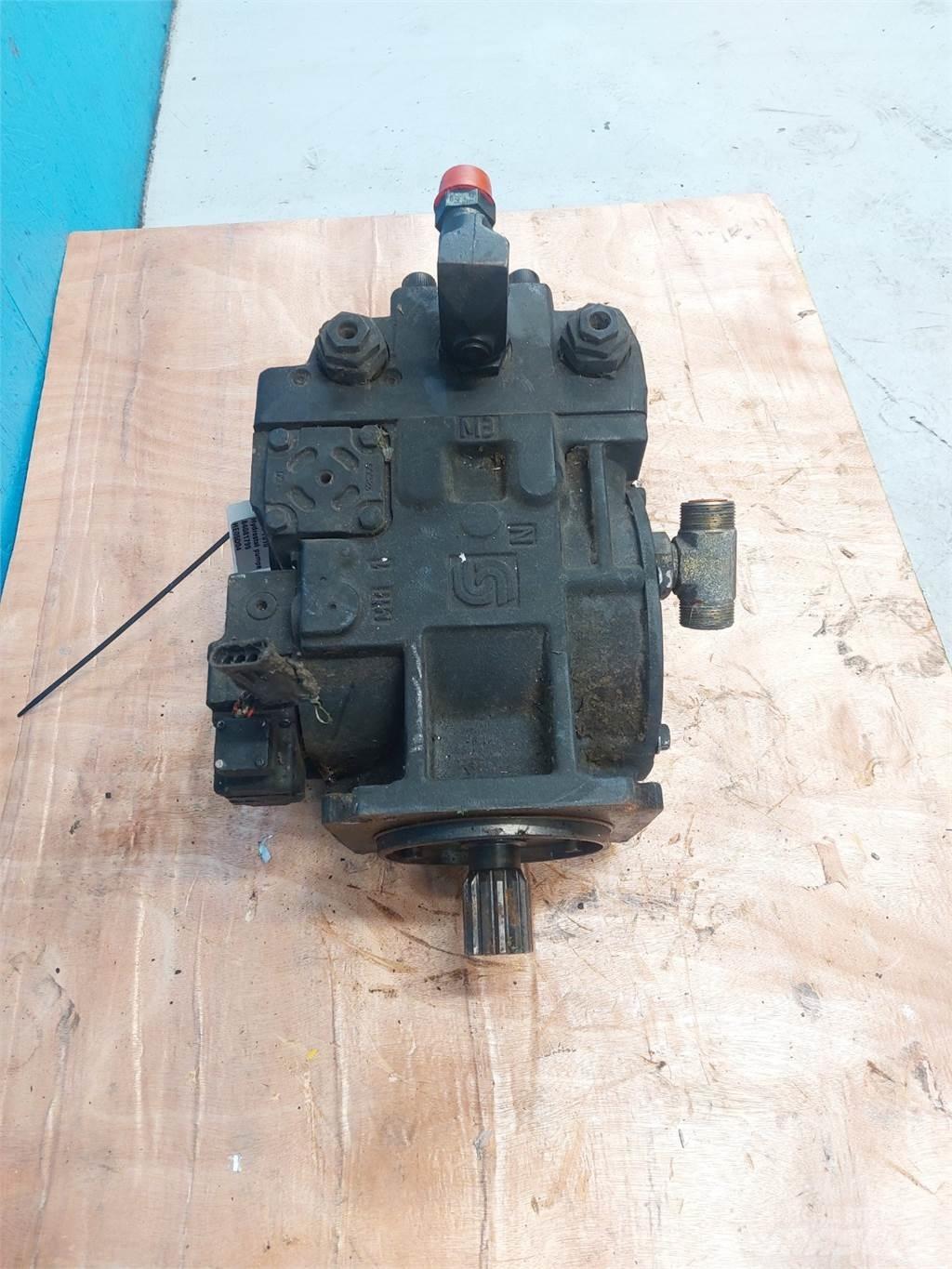 Case IH 7010 Hydraulikk