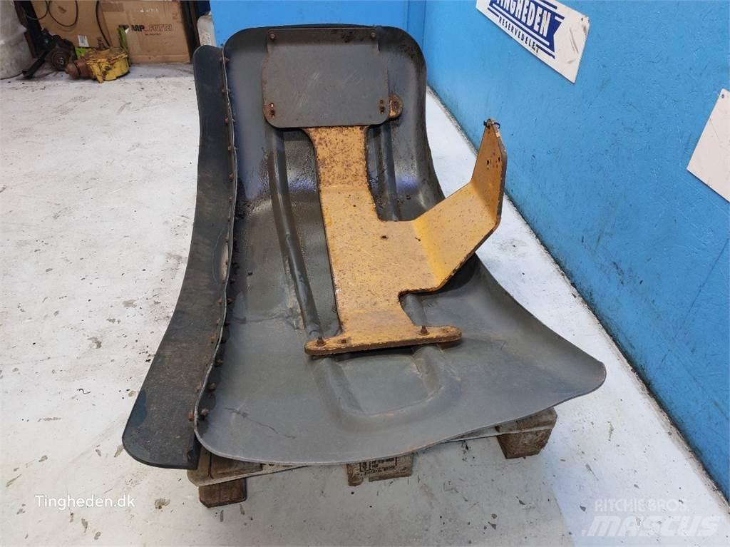 Case IH 821E Sorteringsskuffer