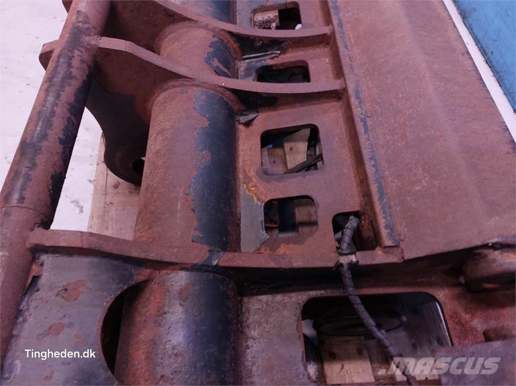 Case IH 821E Hurtigkoblinger