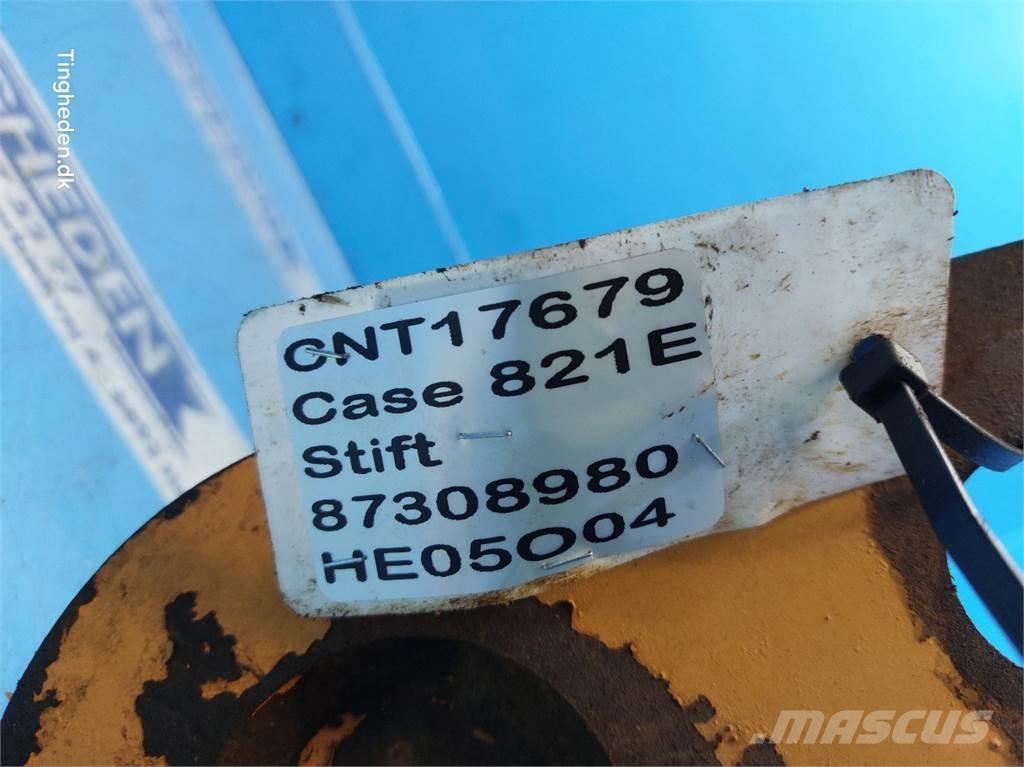 Case IH 821E Bommer og stikker