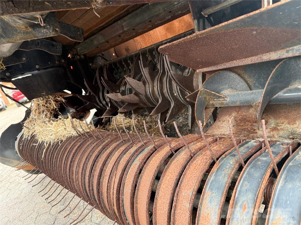 CASE RB464 Rundballepresser