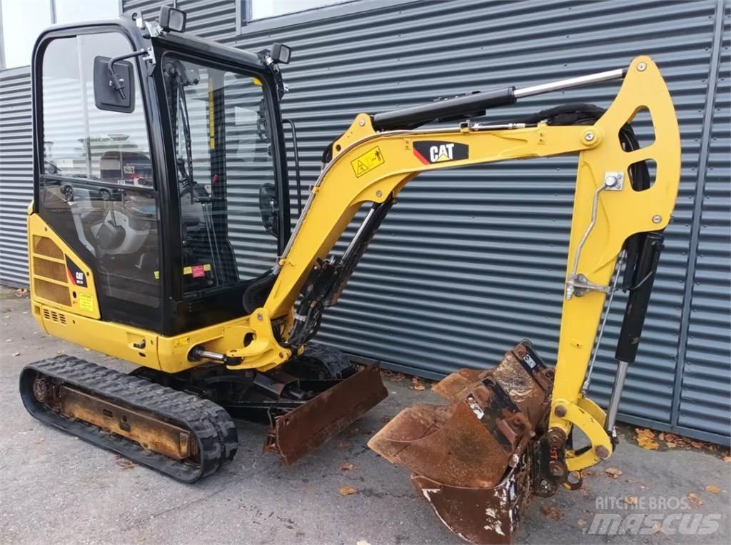 CAT 301,7d Minigravere <7t