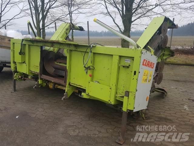 CLAAS 6218 8R Selvdrevne fôrhøstere