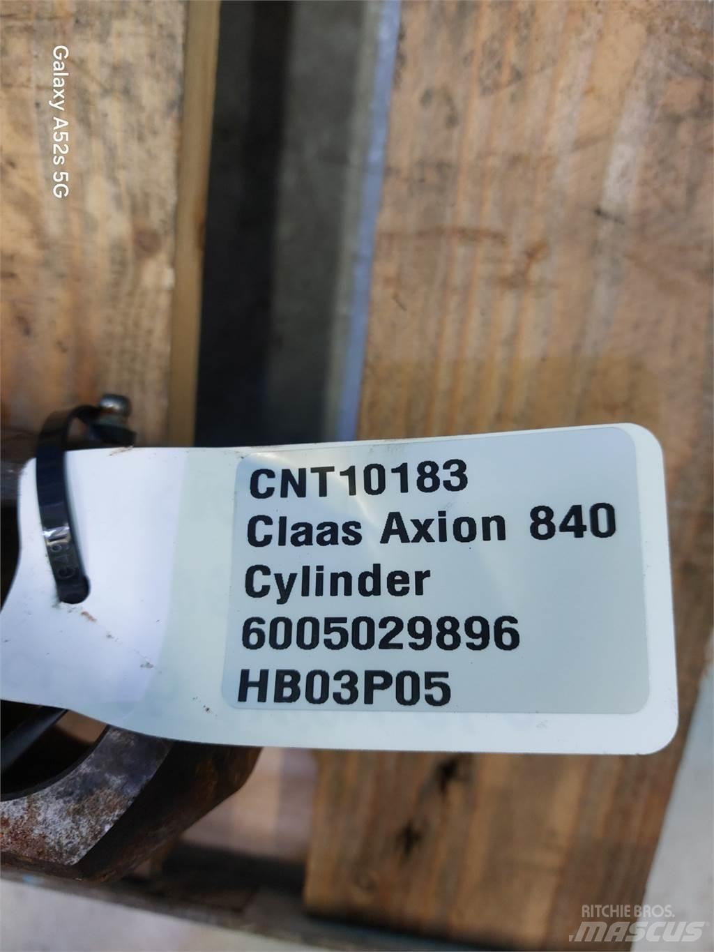 CLAAS Axion 840 Hydraulikk